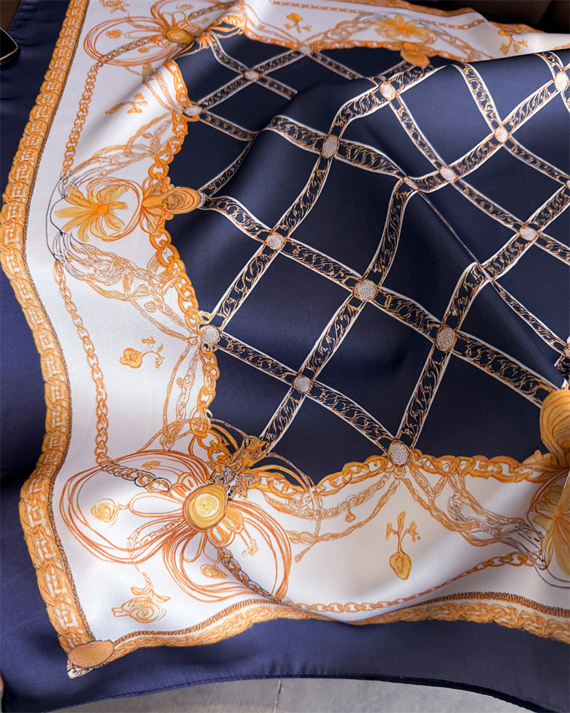 Foulard carré en soie bleu cla - Scarf Silk Square avis et prix