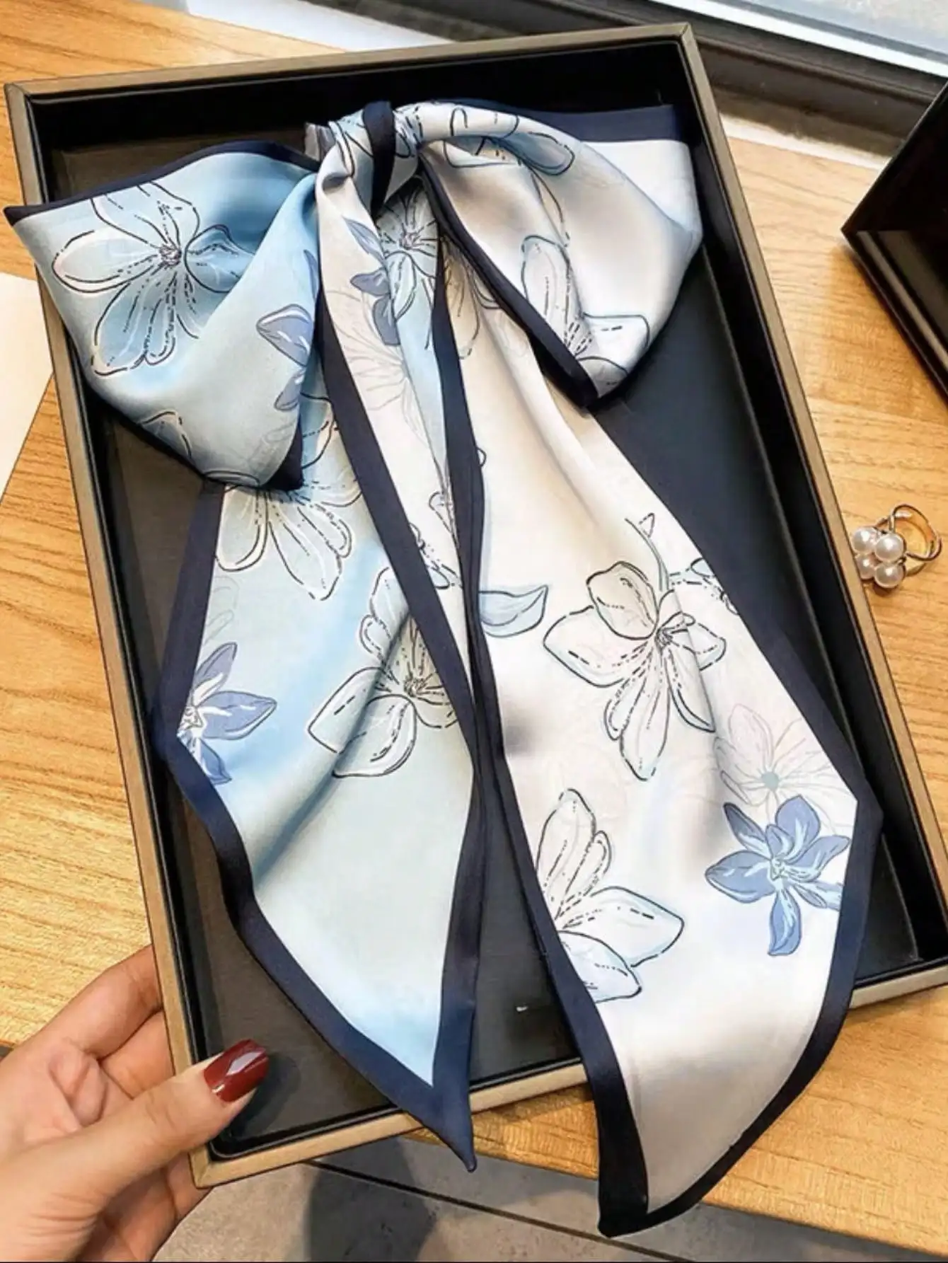 Écharpe carrée décontractée en - Scarf Silk Square avis et prix
